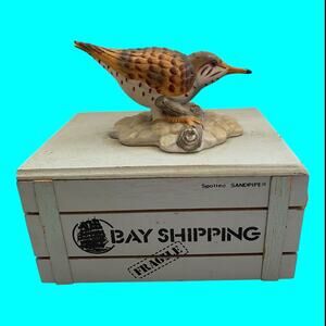Wooden Trinket Box Marked Bay Shipping w/ Ceramic Spotted Sandpiper Bird on Top